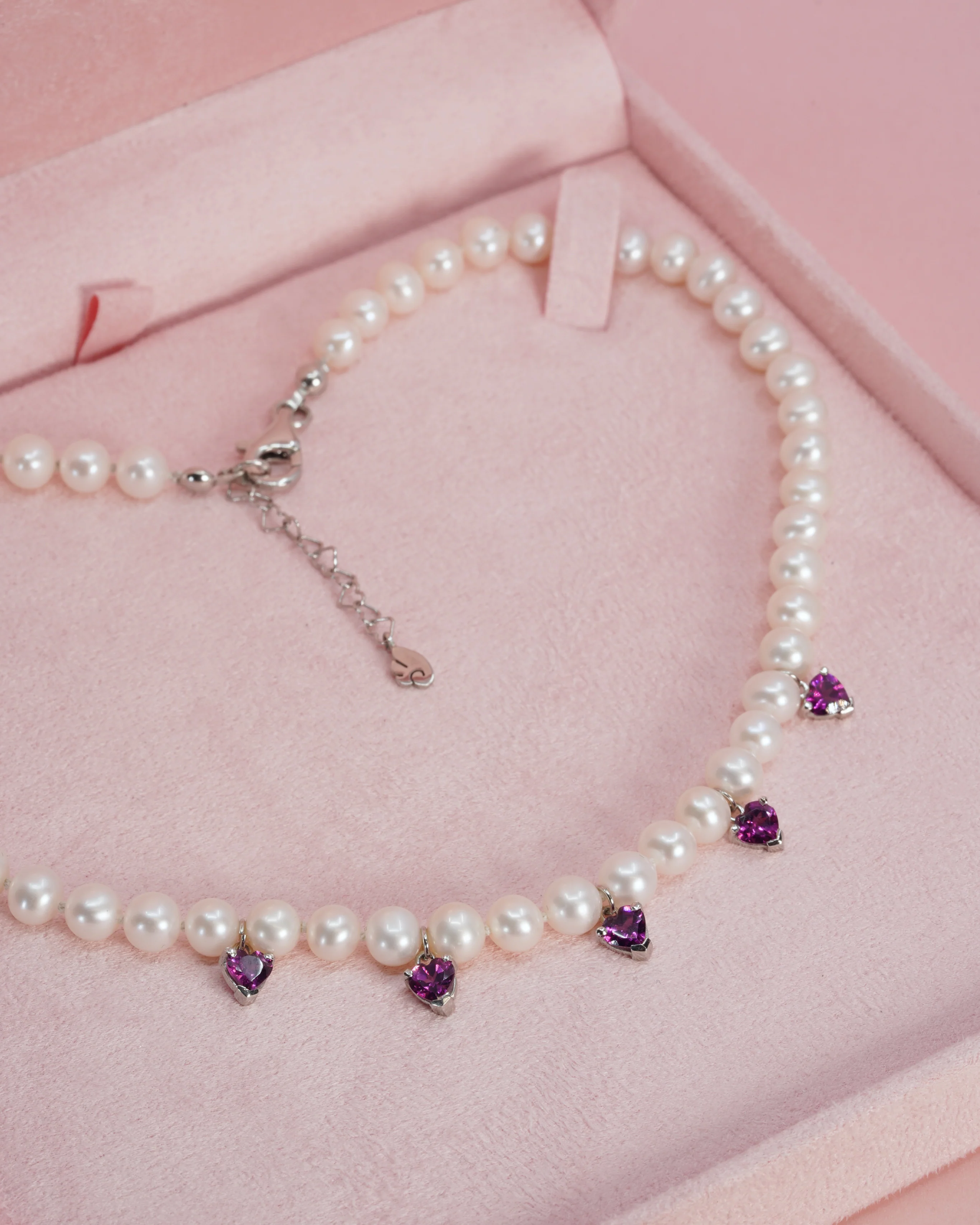 Limited Pearl necklace