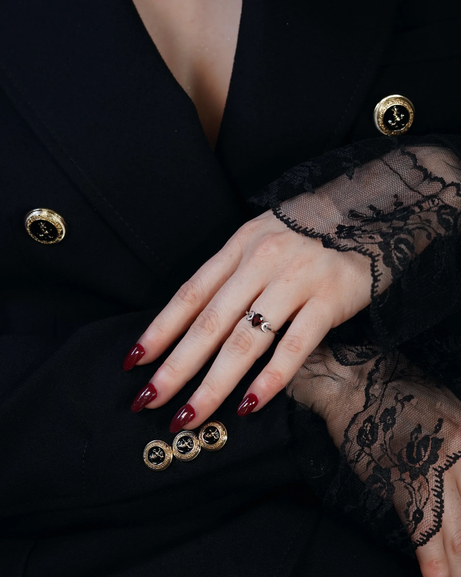 Lunar confidence - Vampire edition - Image 9
