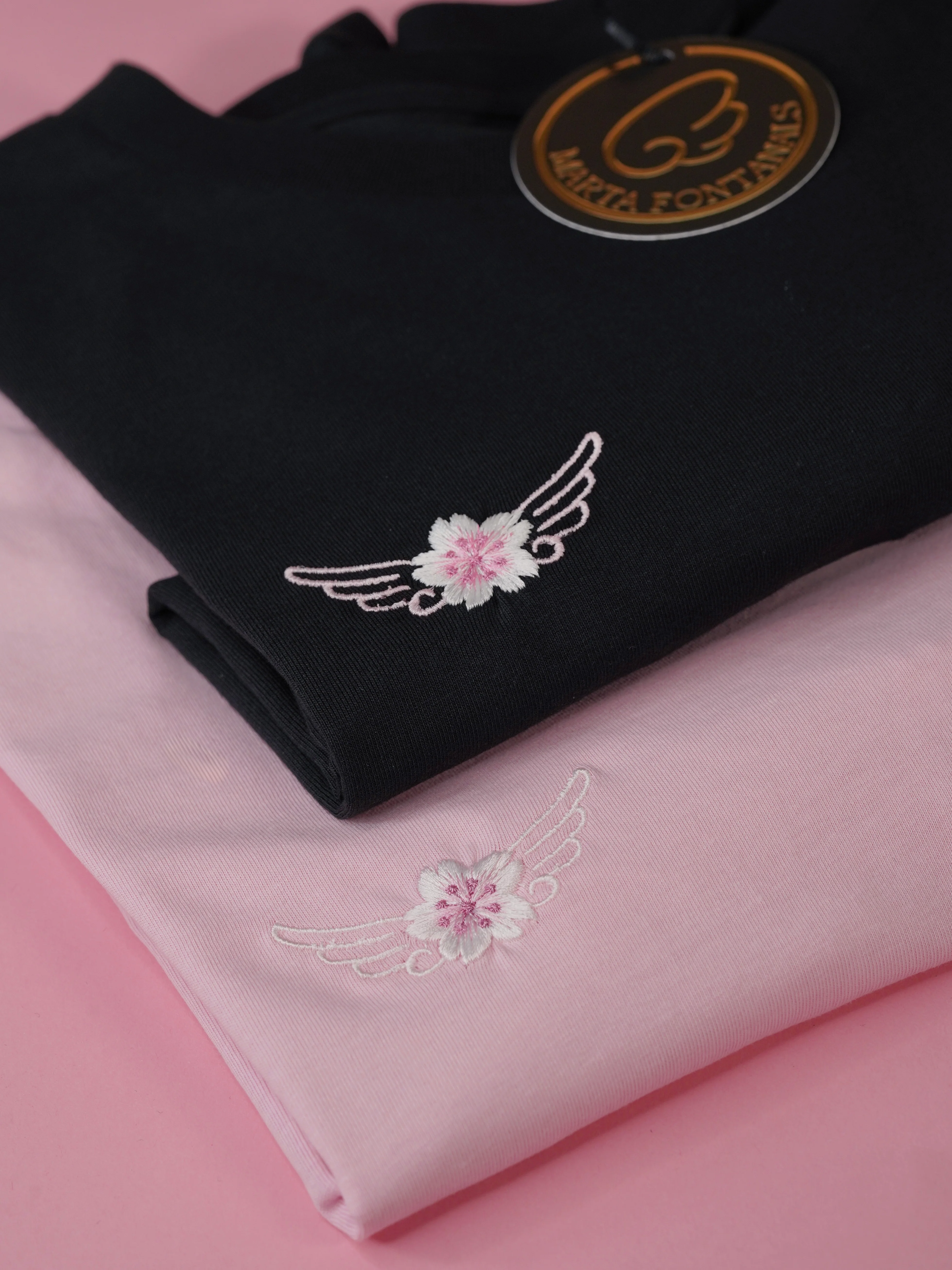 Sakura wings Embroidery T-shirt (pink) - Image 3